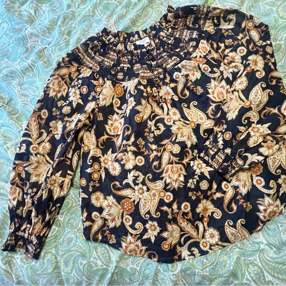 a.n.a Black and Tan Floral Smoked Blouse S NWT - Picture 5 of 9
